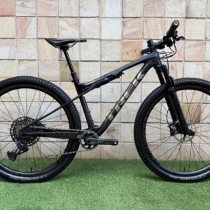 Pre-owned Trek Supercaliber 9.8 Medium